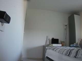 voyeurcam charmhellen kitchen