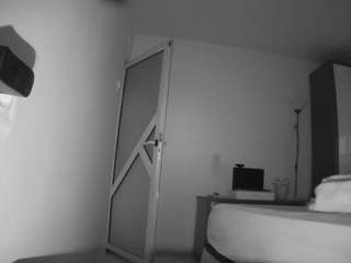 voyeurcam charmhellen kitchen