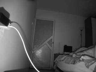 voyeurcam charmhellen kitchen