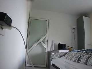 voyeurcam charmhellen kitchen