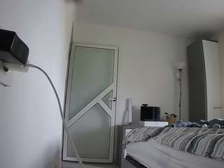 voyeurcam charmhellen kitchen