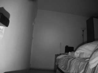 voyeurcam charmhellen kitchen
