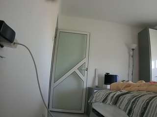 voyeurcam-charmhellen-kitchen