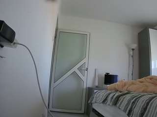 voyeurcam-charmhellen-kitchen