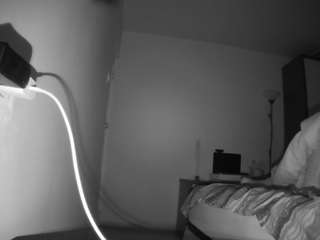 voyeurcam-charmhellen-kitchen