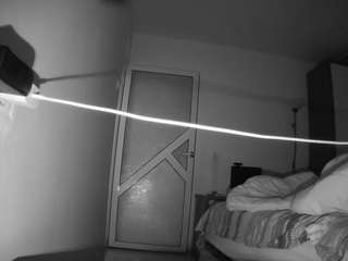 voyeurcam-charmhellen-kitchen