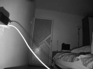 voyeurcam-charmhellen-kitchen