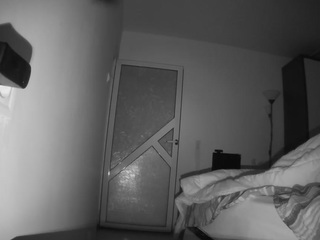 voyeurcam-charmhellen-kitchen