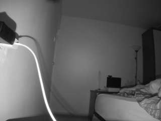 voyeurcam-charmhellen-kitchen
