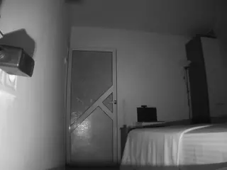 voyeurcam charmhellen kitchen's Live Sex Cam Show
