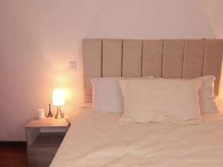 michelleex Live Webcam on CamSoda