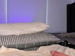 Live webcam model paulinasoto on Soda Cams