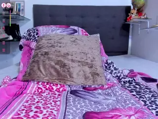 DulcceMaria's Live Sex Cam Show