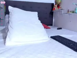 DulcceMaria's Live Sex Cam Show