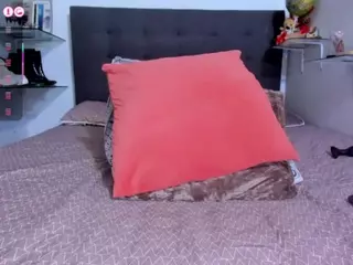 DulcceMaria's Live Sex Cam Show