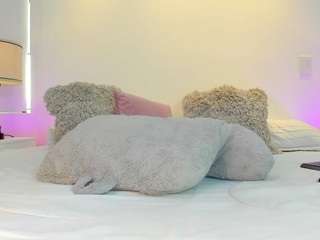 loribauer Live Webcam on CamSoda