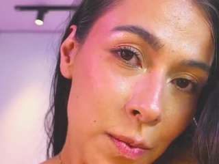 loribauer Live Webcam on CamSoda