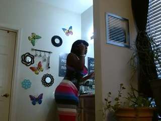 moebootyrayna