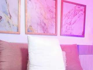 valeryhart Live Webcam on CamSoda