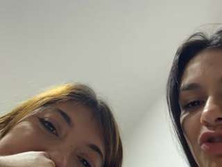 cheerrybomb Live Webcam on CamSoda