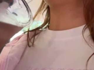 cheerrybomb Live Webcam on CamSoda