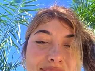 cheerrybomb Live Webcam on CamSoda