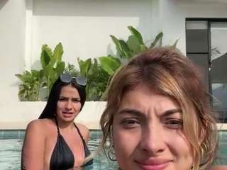 cheerrybomb Live Webcam on CamSoda