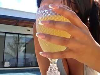 cheerrybomb Live Webcam on CamSoda