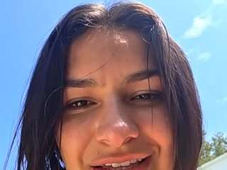 cheerrybomb Live Webcam on CamSoda