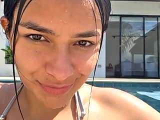 cheerrybomb Live Webcam on CamSoda