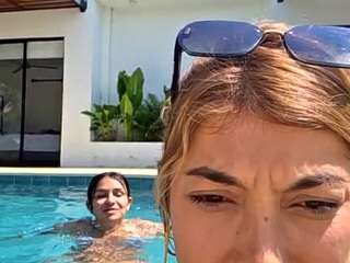 cheerrybomb Live Webcam on CamSoda