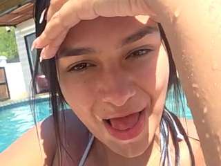 cheerrybomb Live Webcam on CamSoda