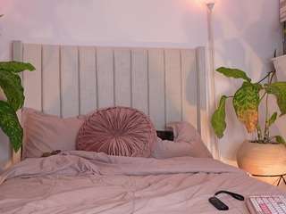 cheerrybomb Live Webcam on CamSoda