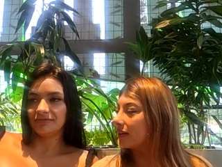 Live webcam model cheerrybomb on Soda Cams