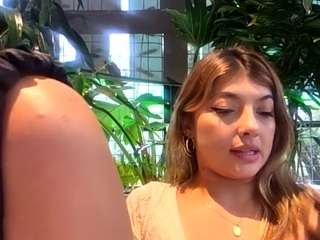 cheerrybomb Live Webcam on CamSoda