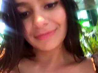 cheerrybomb Live Webcam on CamSoda