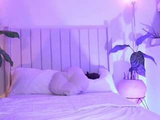 cheerrybomb Live Webcam on CamSoda