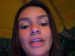 cheerrybomb Live Webcam on CamSoda