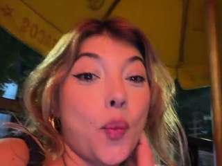 cheerrybomb Live Webcam on CamSoda