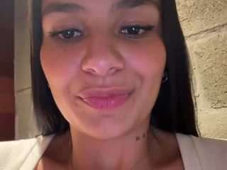 cheerrybomb Live Webcam on CamSoda