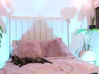 cheerrybomb Live Webcam on CamSoda