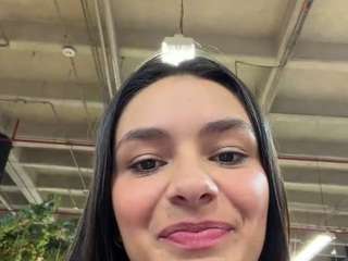 cheerrybomb Live Webcam on CamSoda