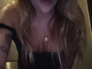 이 모델은 현재 라이브 중입니다. cheerrybomb