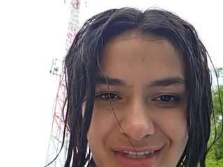 cheerrybomb Live Webcam on CamSoda
