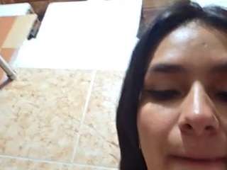 Dani Rouge live cam