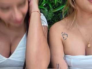 cheerrybomb Live Webcam on CamSoda