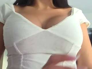 cheerrybomb Live Webcam on CamSoda