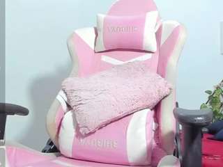 anitahlitman Live Webcam on CamSoda