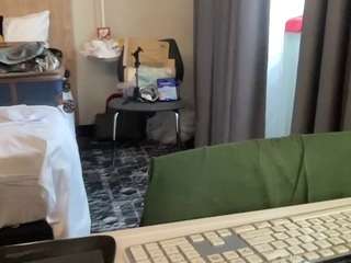 coachkarl Live Webcam on CamSoda