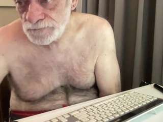 coachkarl's CamSoda show and profile